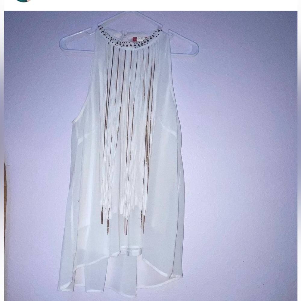 White and Gold fringe top. 
Size XL